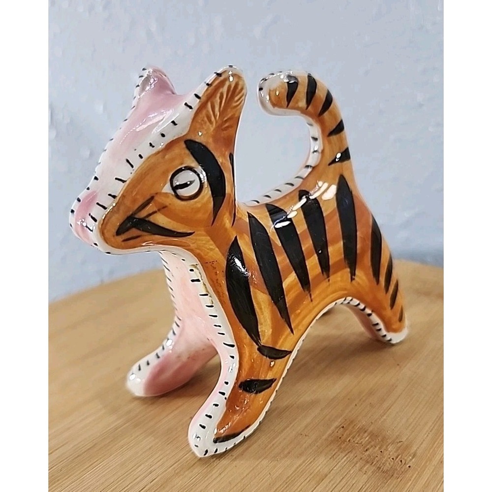 Mid century, ceramic, quilted tiger,‎ salt/ pepper shakers, Japan